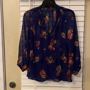 Lucky brand blouse.⛄️